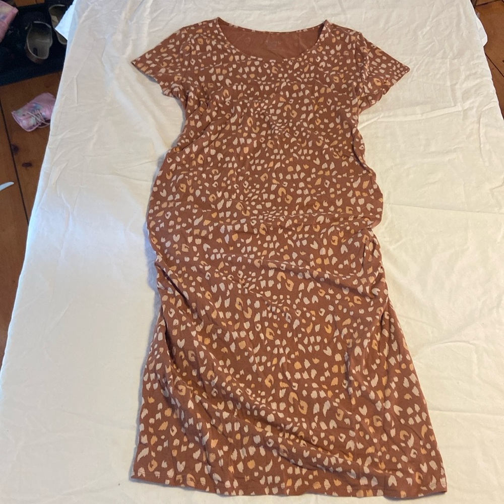 Isabel maternity body con midi dress